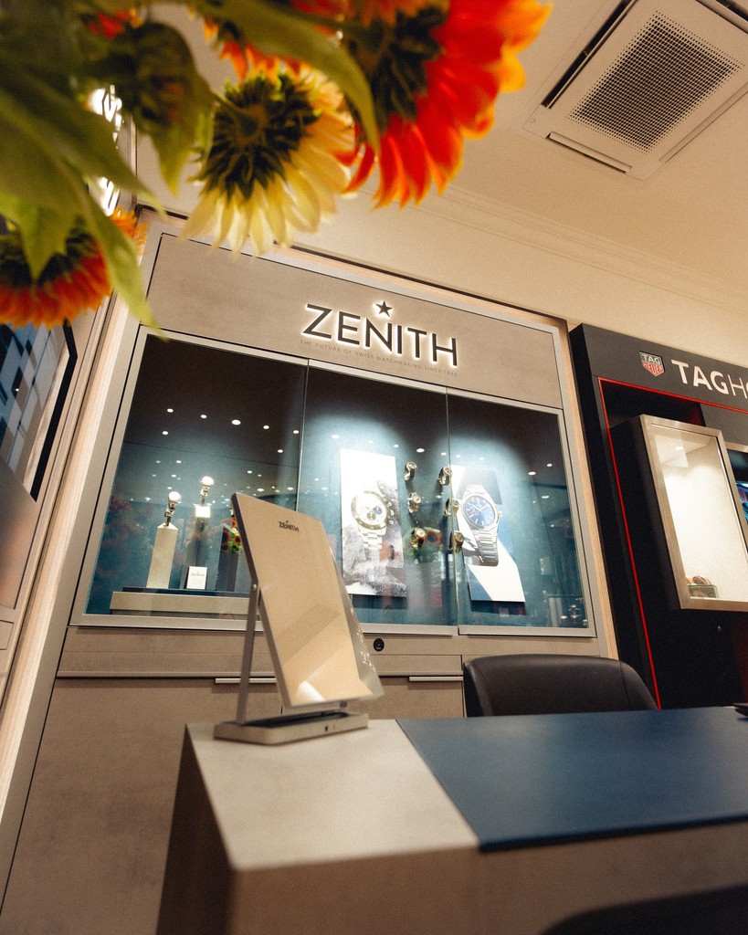 With innovation as its guiding star, Zenith timepieces feature exceptional in-house developed and manufactured movements in all its watches. Explore our collection of Zenith watches today. michaeljonesjeweller.co.uk/pages/zenith-w…