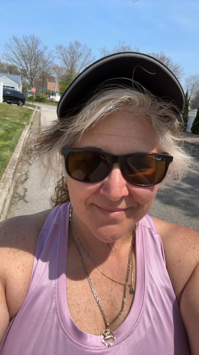 Beautiful day for a walk👟

#GetItDone #FitAnd53 #Motivated #HealthyLiving #LoveYourself #healthylifestyle #stayfocused #FocusedOnMyGoals #ImWorthIt #GoOutside