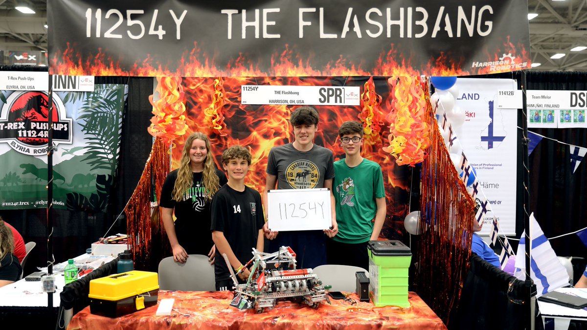 Congrats to our VRC HS Pit Design and Costume Contest Winners! Team 11254Y The Flashbang from Harrison, Ohio brought the heat with their incredible Pit Design! 🔥 A round of applause to Team 5691X Hephaestus from Bryant, Arkansas for their super stylings in our Costume Contest!