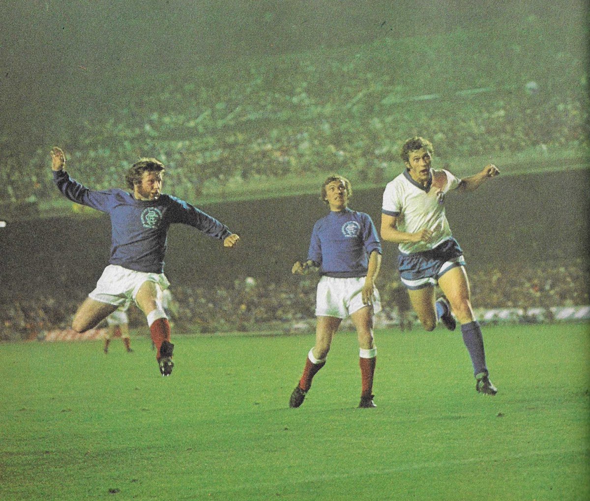 From the Shoot! Soccer Quiz Book 1974 comes a cracking photo of Alex MacDonald in the ECWC Final of 1972.