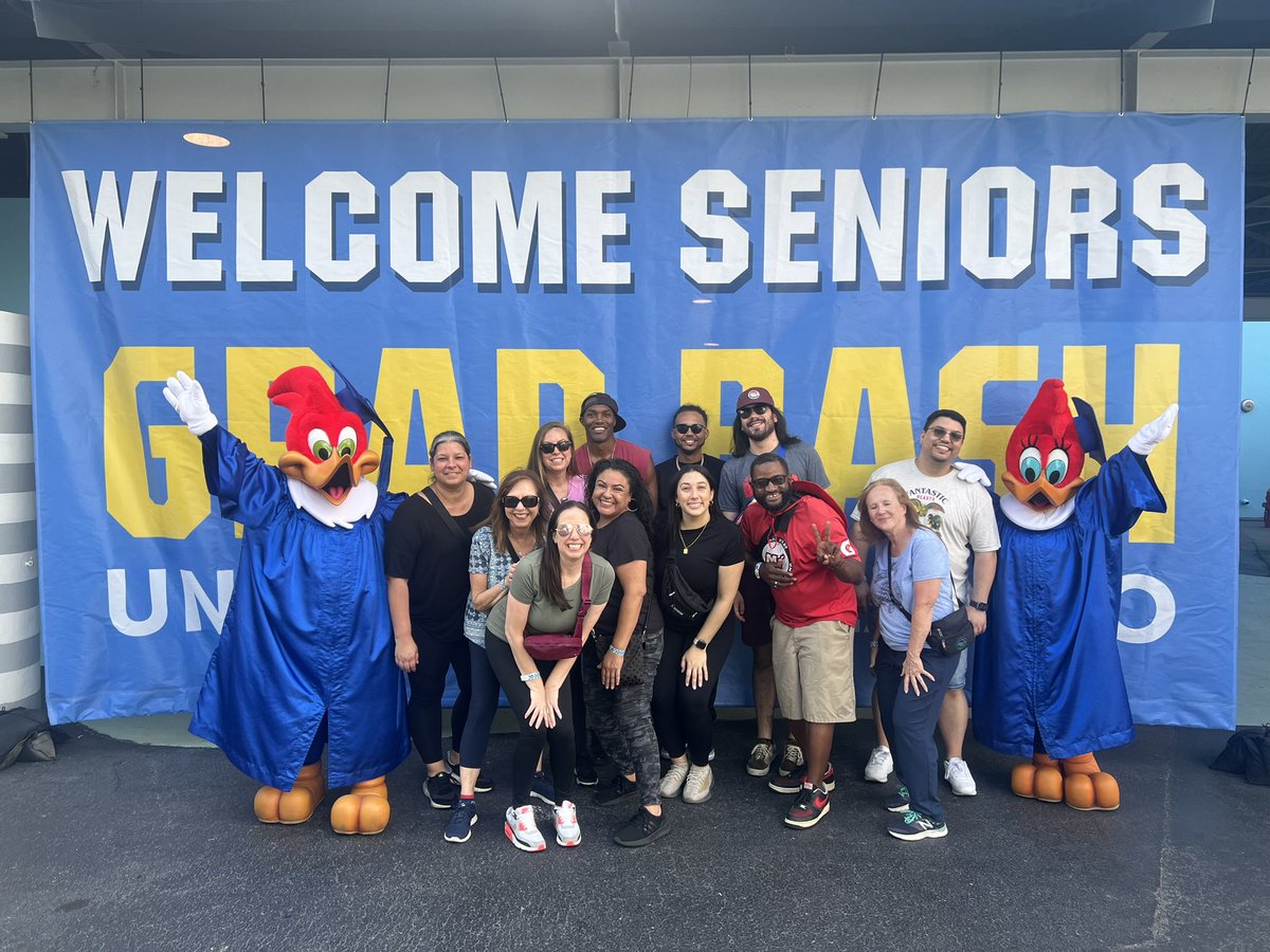 MrsLehmanBAHS's tweet image. #gradbash was a great night!  Thank you to all of our amazing chaperones!