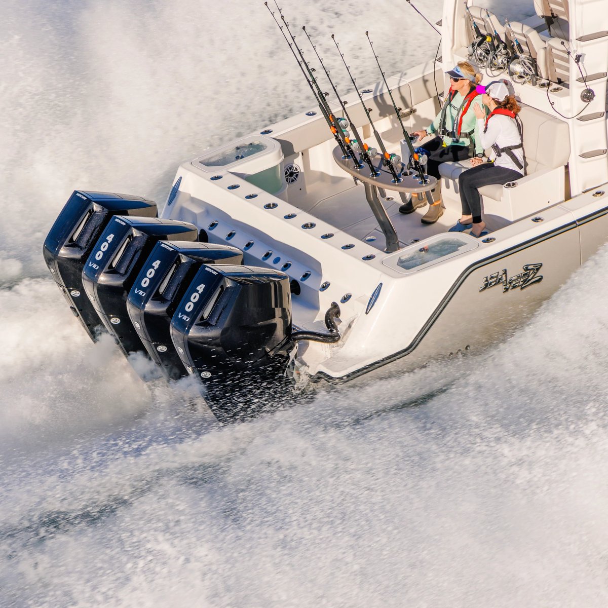 Can you spot 3 differences between these photos?

#GoBoldly #Boat #Puzzle