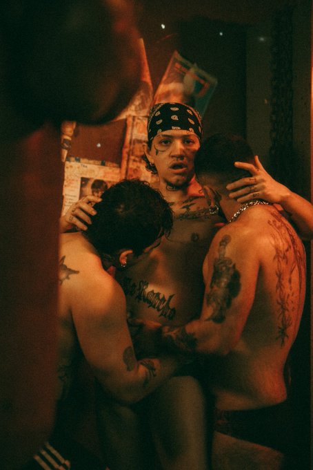 Watch Apollo Moon🏳️‍⚧️'s leaked NSFW photo on TwXstars