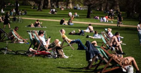 DailyMirror's tweet image. Exact date UK temperatures to skyrocket into 20s - just in time for Bank Holiday mirror.co.uk/news/uk-news/e…