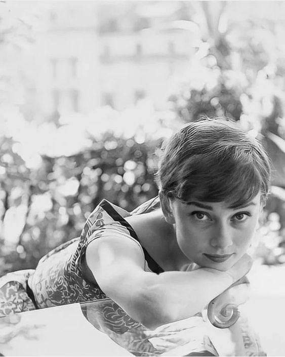 Audrey Hepburn 💞😍
.
.
.
#BOOMchallenge 
#sweetmemories 
#lovestorymovie
#classicmovieslovers