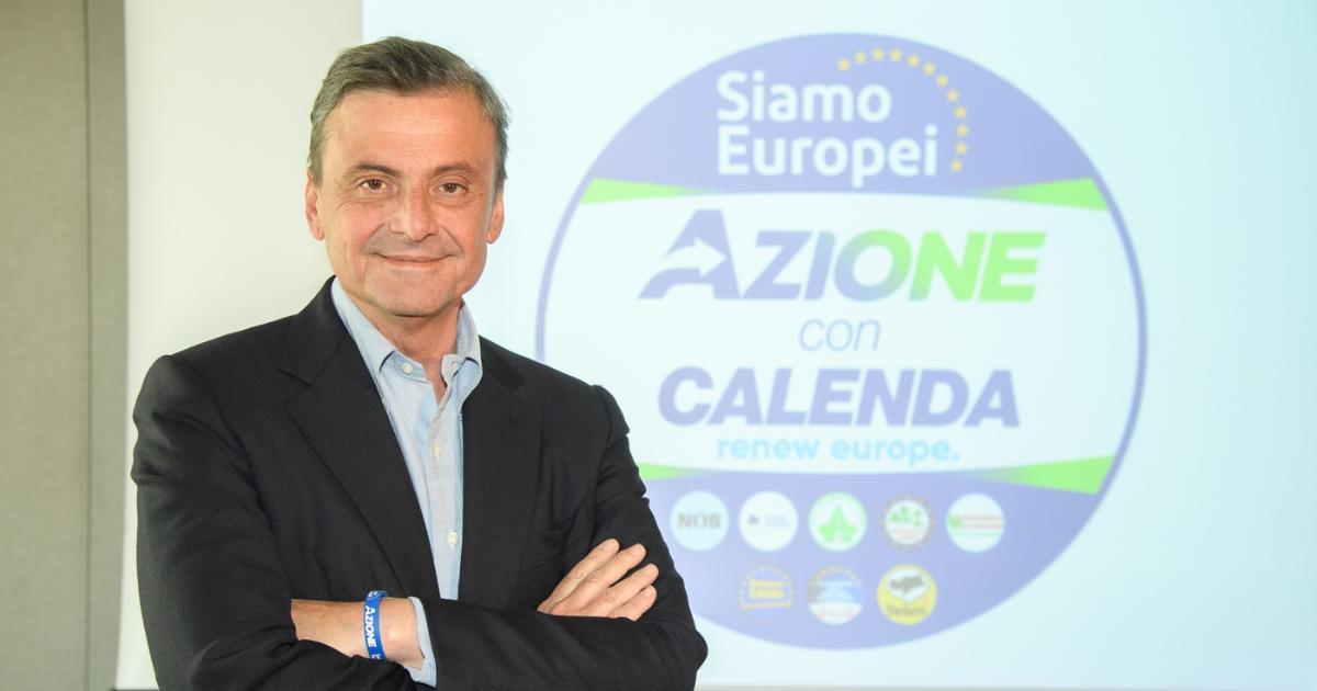 Contrordine di Carlo Calenda: 'Mi candido in tutte le circoscrizioni' ilfattoquotidiano.it/2024/04/28/con…