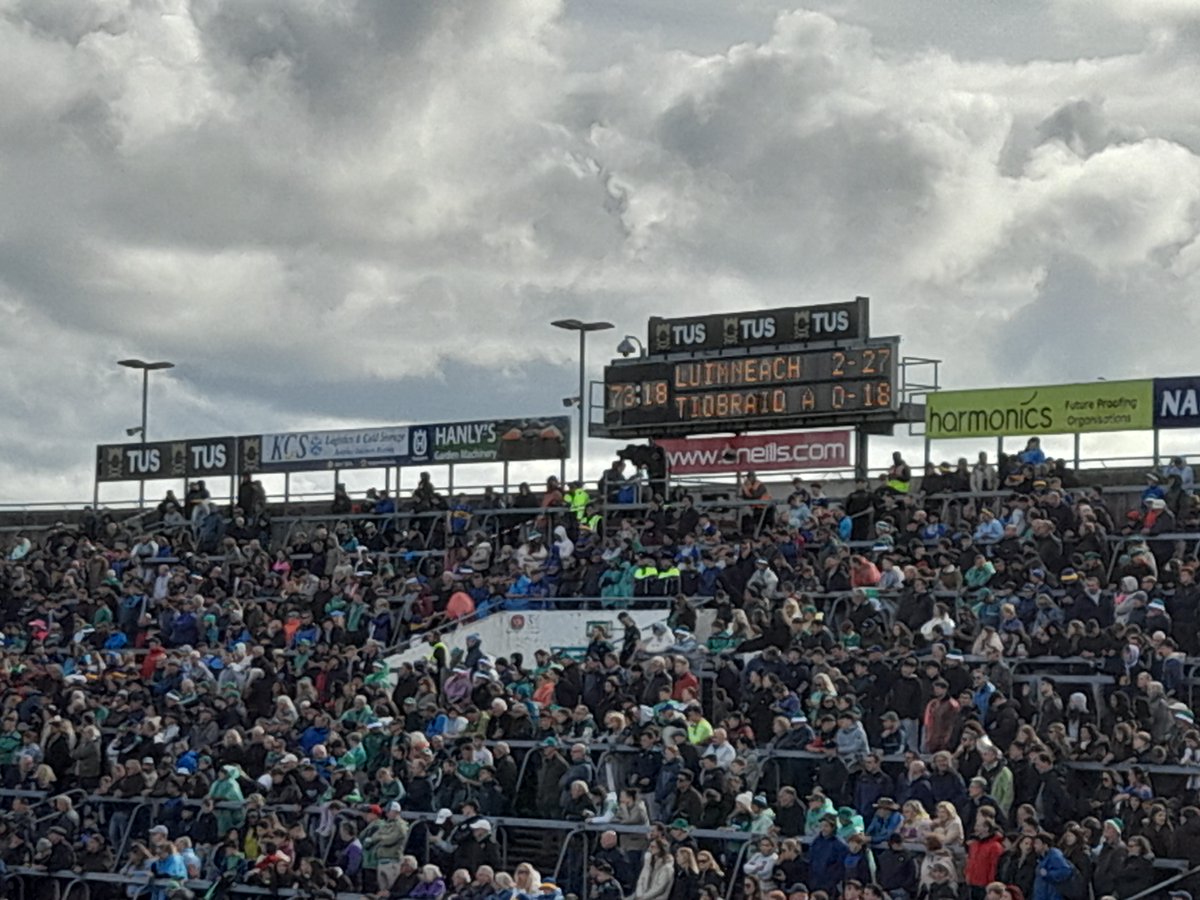 Great win today, well done to @LimerickCLG 👏🏻🟢⚪️ Best Wishes to Peter Casey, hope he has a speedy recovery🙏🏻He had a man of the match performance today #luimneachAbú #limerick