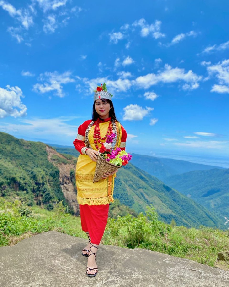 A beautiful lady in Khasi traditional attire. #IndigenousPeoples