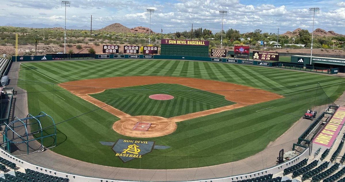 ASU_GCB's tweet image. It’s a beautiful day at Muni. Prefect weather for a ball game @ASU_Baseball #turfnerd #dirtcleaners