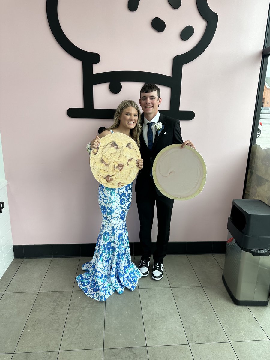 Mindy Ward tweet media