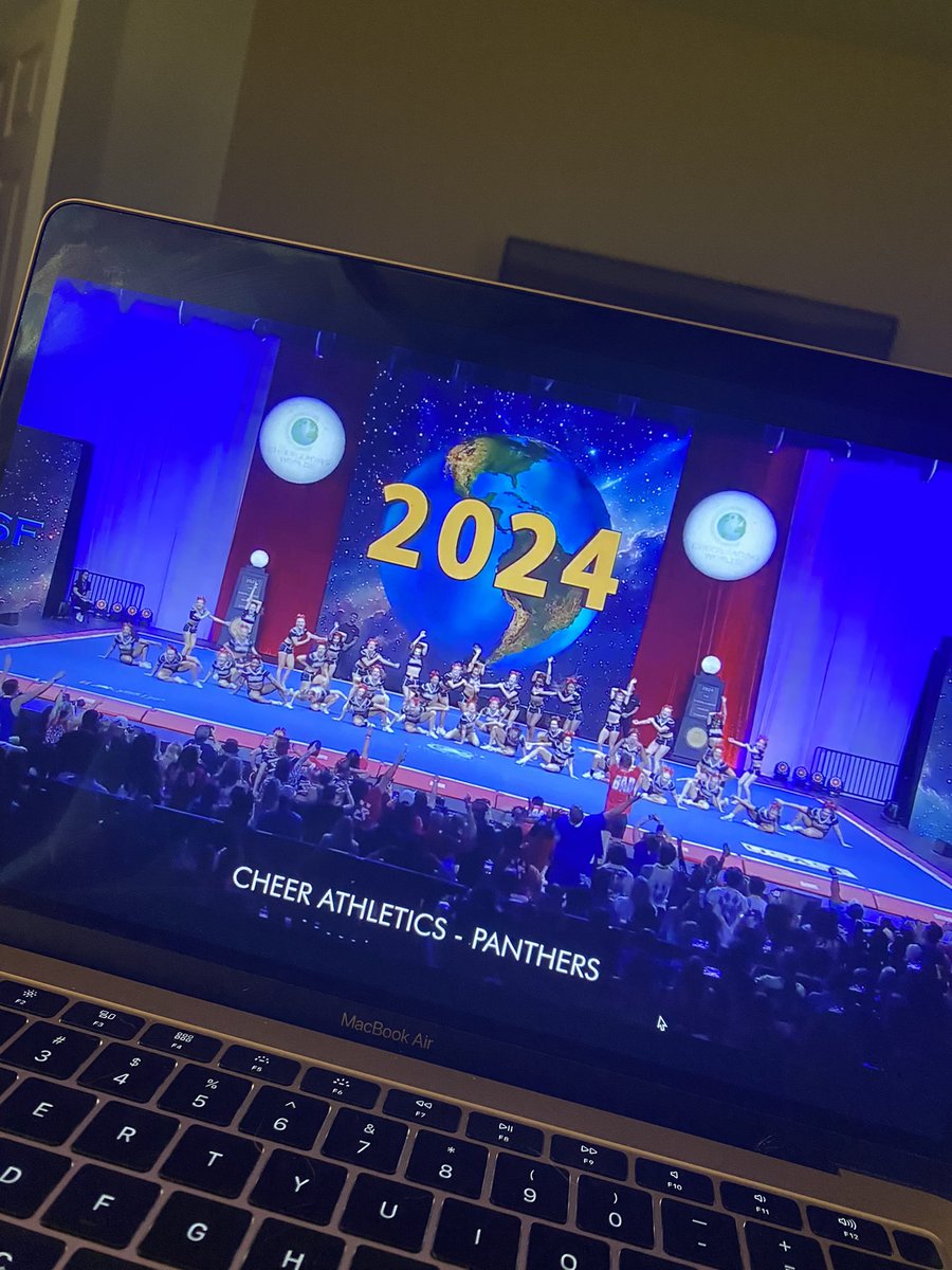 Just_NicoleS's tweet image. PERIOD!!👊🏻❤️ @CA_pantherBABS that was beautiful!!😻  WOW!! #babs4l #cheerworlds24
