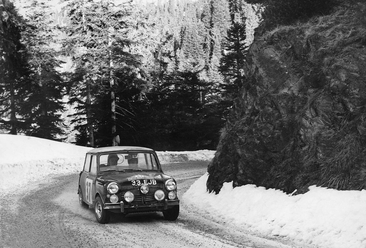 . 🏁Paddy Hopkirk #Mini Cooper #Rally 1964 🏁 Paddy Hopkirk and Henry Liddons BMC Mini Cooper S, climbing to win the 1964 Rallye Monte-Carlo. 🏆 internal-combustion.com/nuvolari/paddy… 🏆 .