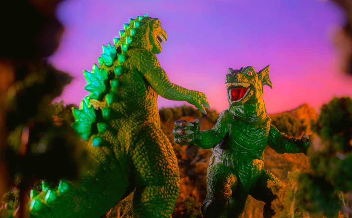 Gorgo vs Marvel Godzilla what a sight? Photo by @atomic_goji_
