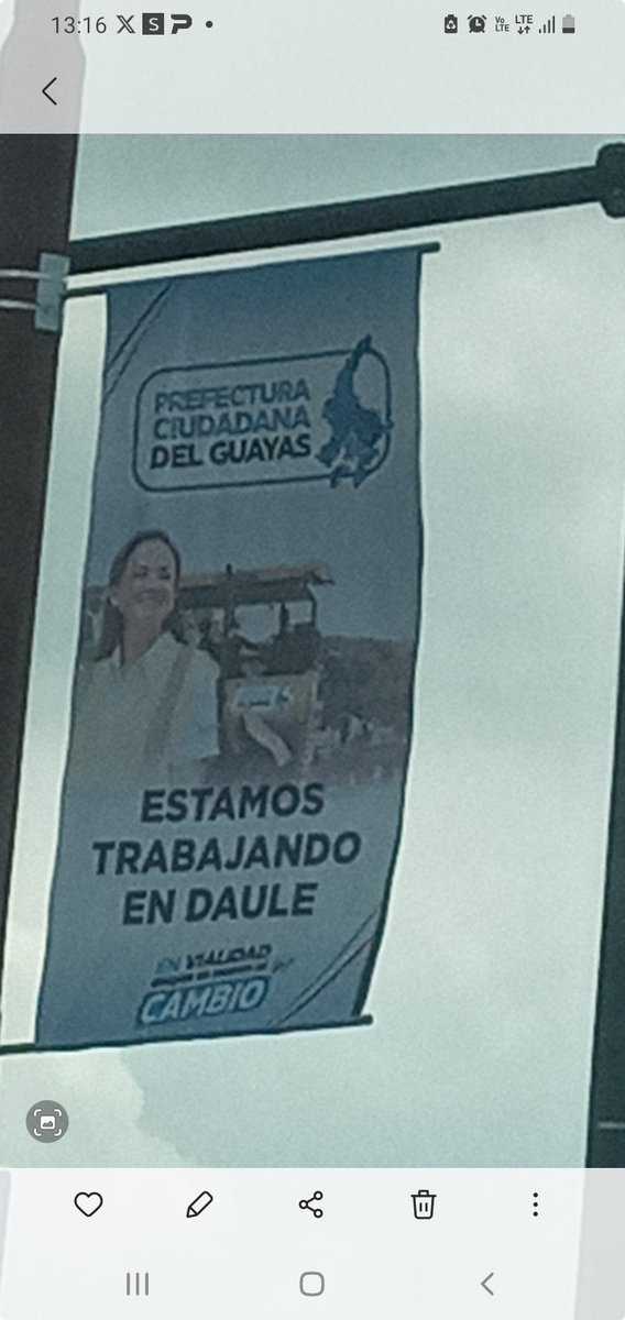 Esta la publicidad pero no se ve ni una sola maquinaria peor trabajadores q mentirosos @PrefGuayas @ComunidLaAurora @RTS_LaNoticia @EcuavisaInforma @teleamazonasec @24_7ec