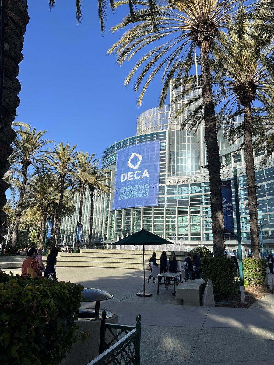 Michael Munaco tweet media