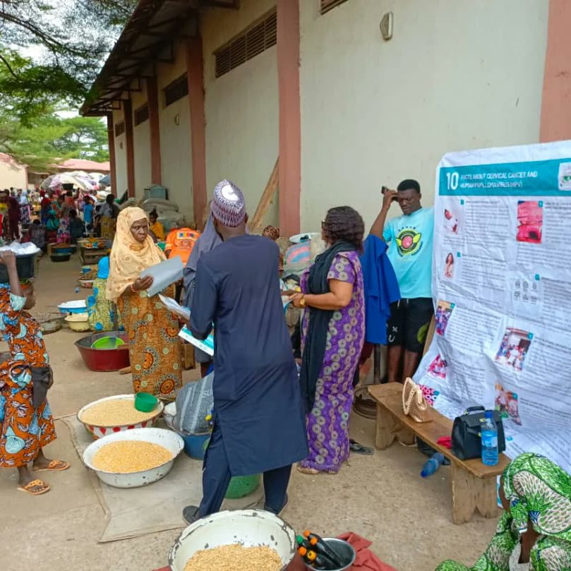 GLOHWOC Sensitization on HPV Vaccine at Lokoja International Market, Ward E today, 28 April 2024.
@Wavaorg
@gavi
@DCL_Nigeria
#StopHPV_InNigeria
#HPVvaccineNG
#Vaccineswork
#VaccineGoodOh
#SupportImmunization
#NPHCDA