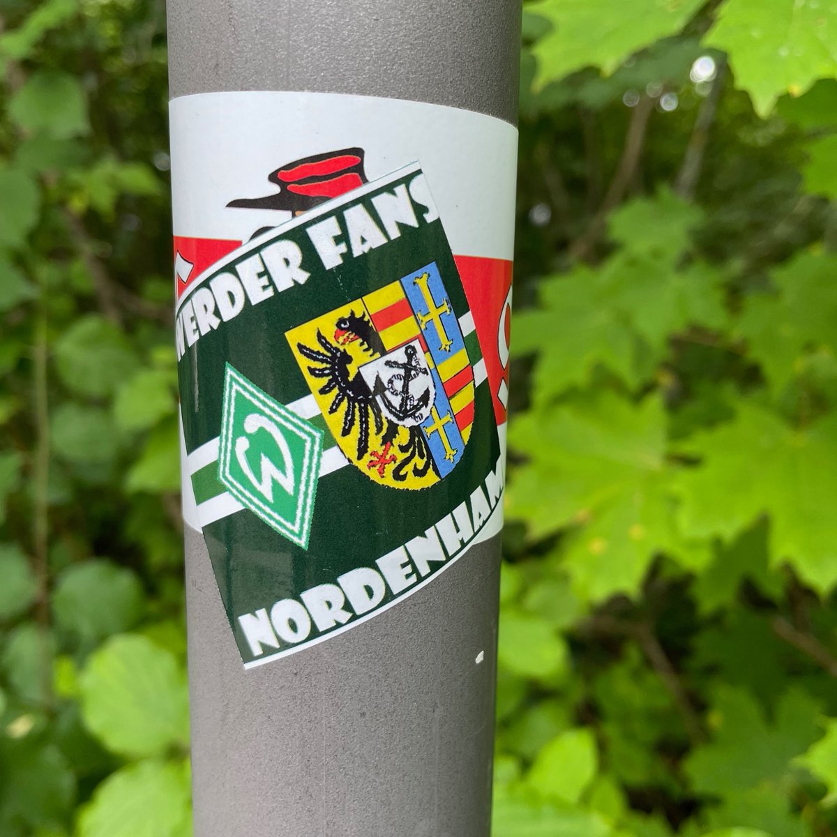 🇩🇪 SV Werder Bremen
@werderbremen @werderbremen_en @werderbremen_jp @BremenBrasil @RetroSVW #Werder
#ultrasstickers #footballstickers #footballculture #Ultras #StickerHunting