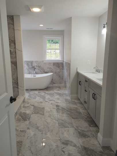 McLeodTheAgent's tweet photo. Immerse yourself in luxury at this #SuttonMA gem! With 4 beds, 3.5 baths, and panoramic views, this home is a dream. 4,500 sqft of opulence, chef's kitchen, hardwood floors, and more. Don't miss your chance! Schedule a private viewing today! #LuxuryLiving   #DreamHome https://t.co/gaOGYLciox