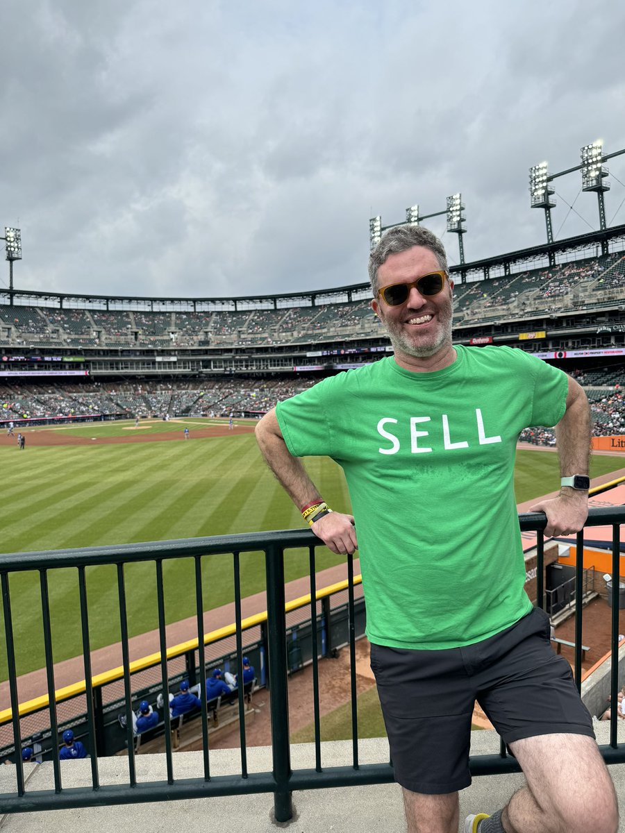 SELL comes to Detroit #SellTheTeam #FisherOut #Athletics #RepDetroit #SummerofSell @LastDiveBar