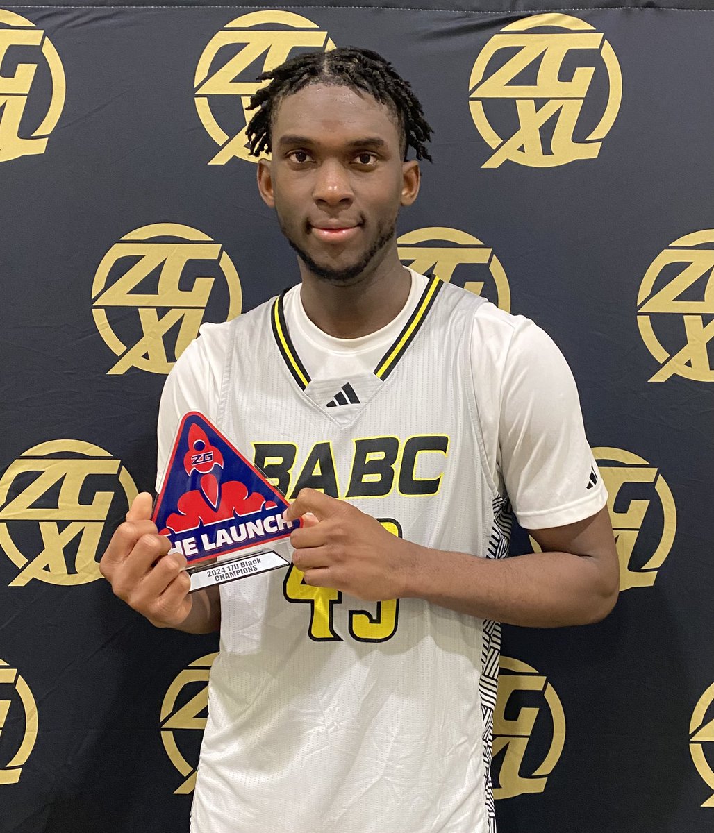 Providence-commit Oswin Erhunmwunse helped power @thebabc to a title here at the launch. Erhunmwunse’s defensive abilities have earned him national spotlight, and his blocking skills were on full display today. He made highlight-reel pins on the backboard and a ton of finishes…