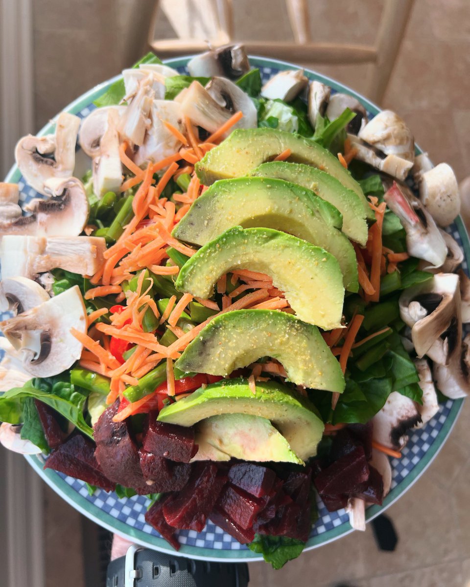 How would you top this salad?
Avocado 🥑, beets, mushrooms 🍄‍🟫, asparagus, red peppers 🫑, spinach, purple cabbage 🥬 and romaine lettuce. 
#health #food #healthy #healthfood #healthyfood #vegetarian #vegan #nutrition #healthylifestyle #hino2024