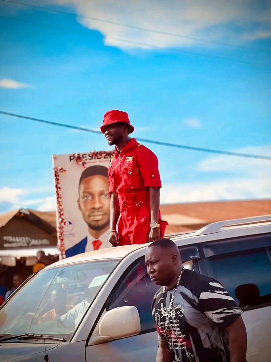 Number one foot sojja..his excellency @HEBobiwine !!