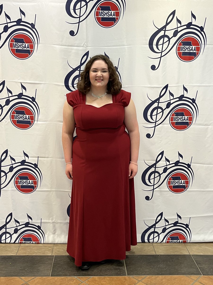FOHSChoirs (@fohschoirs) on Twitter photo Congratulations to Molly Friel for earning Gold on her vocal solo at State Music Festival yesterday! #fortproud <a href="/FortOsageSchool/">Fort Osage</a> <a href="/FortOAdviser/">Fort Osage College & Career Adviser</a> <a href="/FortOsageAD/">Zach Dudley</a> Congratulations to Molly Friel for earning Gold on her vocal solo at State Music Festival yesterday! #fortproud <a href="/FortOsageSchool/">Fort Osage</a> <a href="/FortOAdviser/">Fort Osage College & Career Adviser</a> <a href="/FortOsageAD/">Zach Dudley</a>
