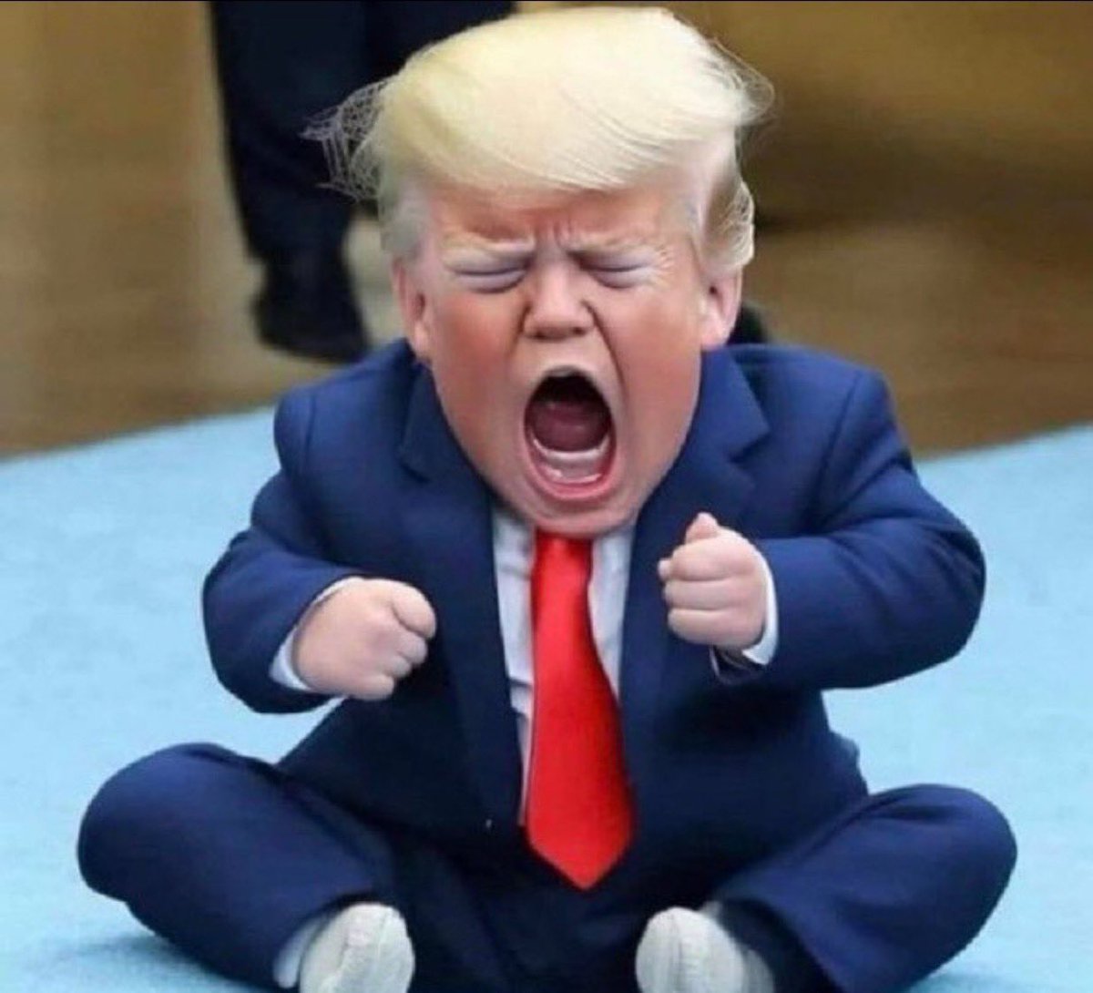 araviapa's tweet photo. #Poutus is angry because they laughed at him! I agree w/ Joe Biden that he is a grown up running against a 6 year old! #Trump is so thin skinned, he was never brave enough to attended. #Biden showed how a secure person can enjoy jokes about him.
#WhiteHouseCorrespondentsDinner https://t.co/m2MWr6PUDH