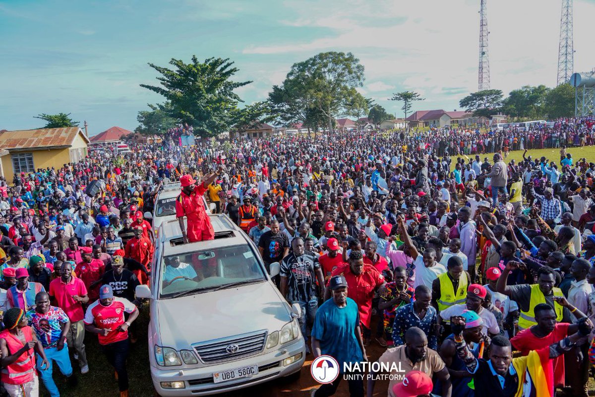 HEBobiwine tweet picture