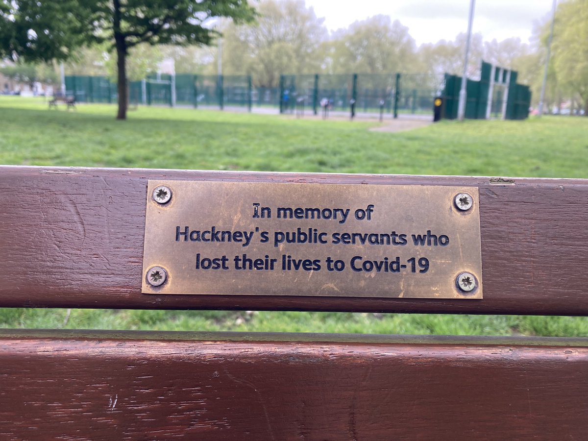 Solidarity with #Hackney unions for #InternationalWorkersMemorialDay We met at the London Fields memorial bench for public servants who lost their lives to Covid-19, to honour them and to commit to “Remember the dead. Fight for the living.” #IWMD24