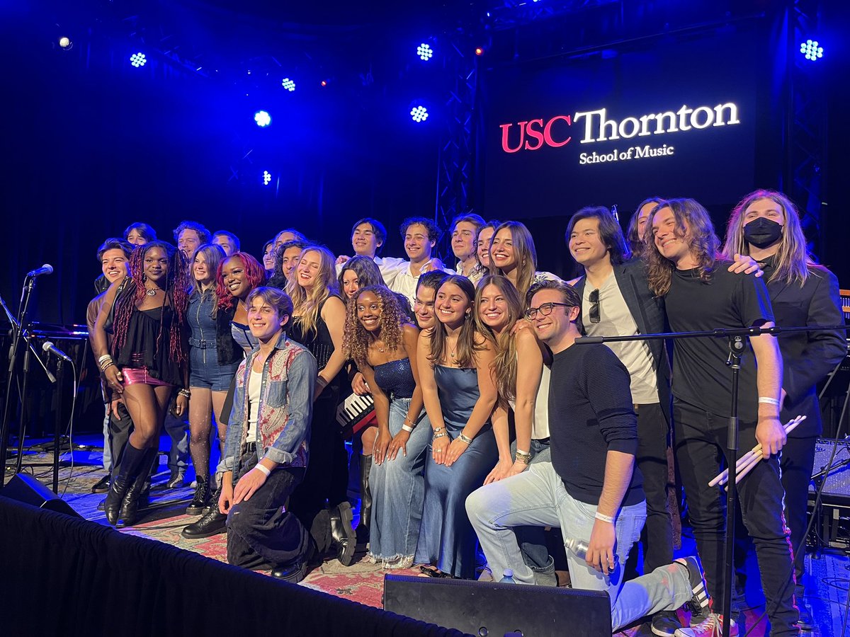 MarenAlford's tweet photo. That’s a wrap on Sophomore Pop! So thankful to be a part of this program at @USCThornton and the opportunity to learn and work alongside these amazing artists! #PopKids #USCThornton https://t.co/U50kXPPufh