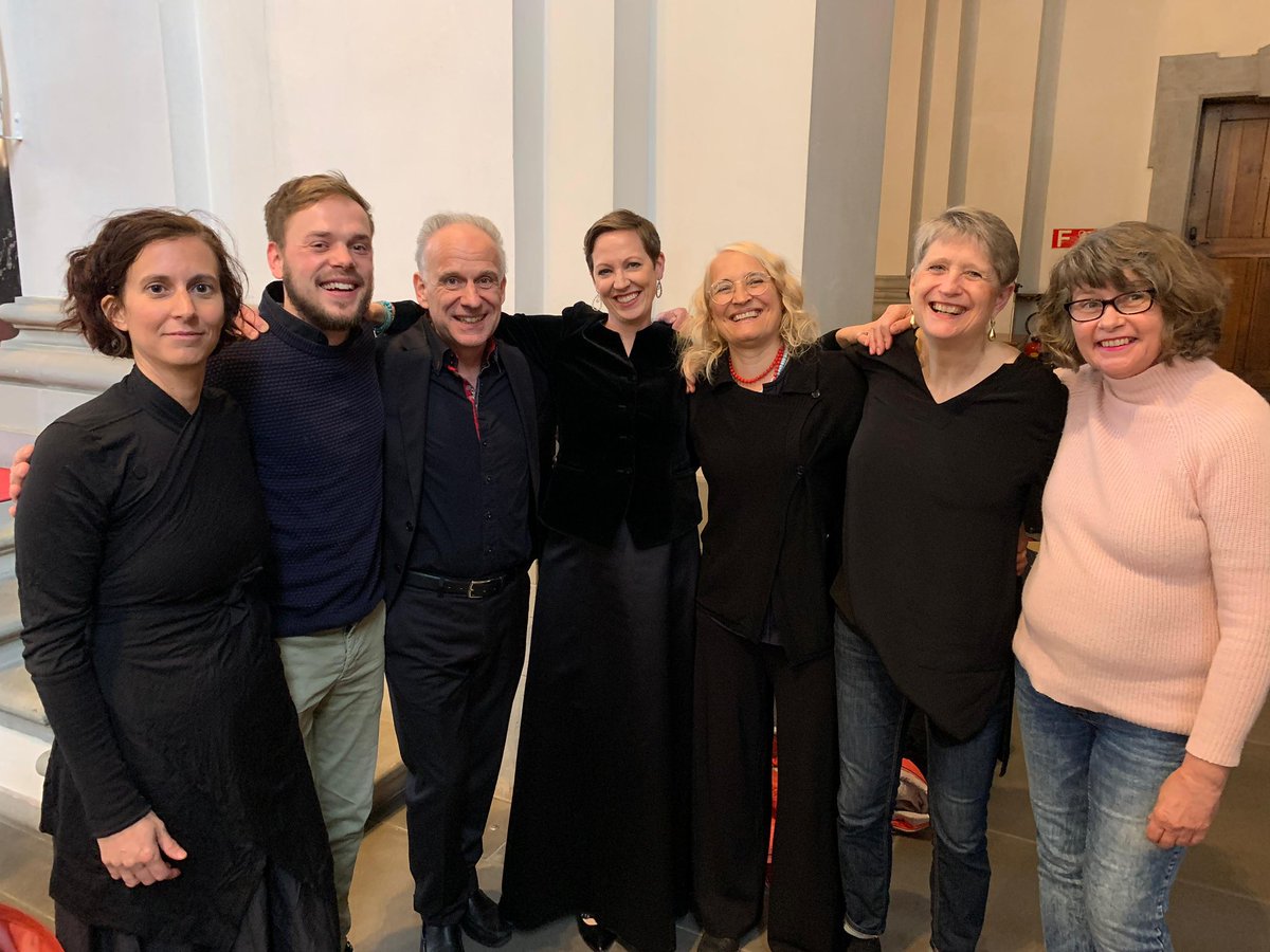 Julia Doyle (@juliacdoyle) on Twitter photo Phew - it turns out that Laudate Pueri HWV 236 has an AWFUL lot of notes! Such a pleasure to gallop through it with this lovely group of musicians. (plus 2 more who had already dashed off!) 🇨🇭 Phew - it turns out that Laudate Pueri HWV 236 has an AWFUL lot of notes! Such a pleasure to gallop through it with this lovely group of musicians. (plus 2 more who had already dashed off!) 🇨🇭