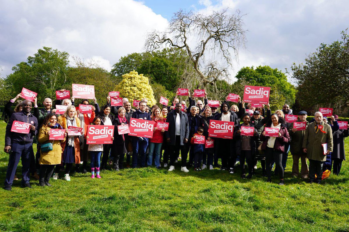 Thank you @SadiqKhan for coming to see us in Greenwich. This election is about a vote for a liberal & open London, one that embraces our diversity & strives for a better future. If you love London - vote for it. #VoteLabour