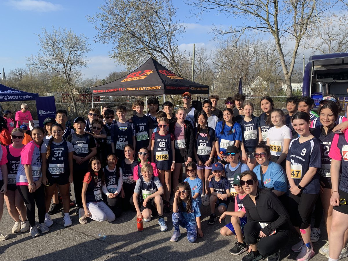 Thrilled to see our school community come together for the #southlake run! Staff, students, and parents all showing incredible support and unity. Great Mustang spirit! <a href="/ycdsb/">York Catholic District School Board</a> <a href="/TheresaMcnicol1/">Theresa Mcnicol</a>
