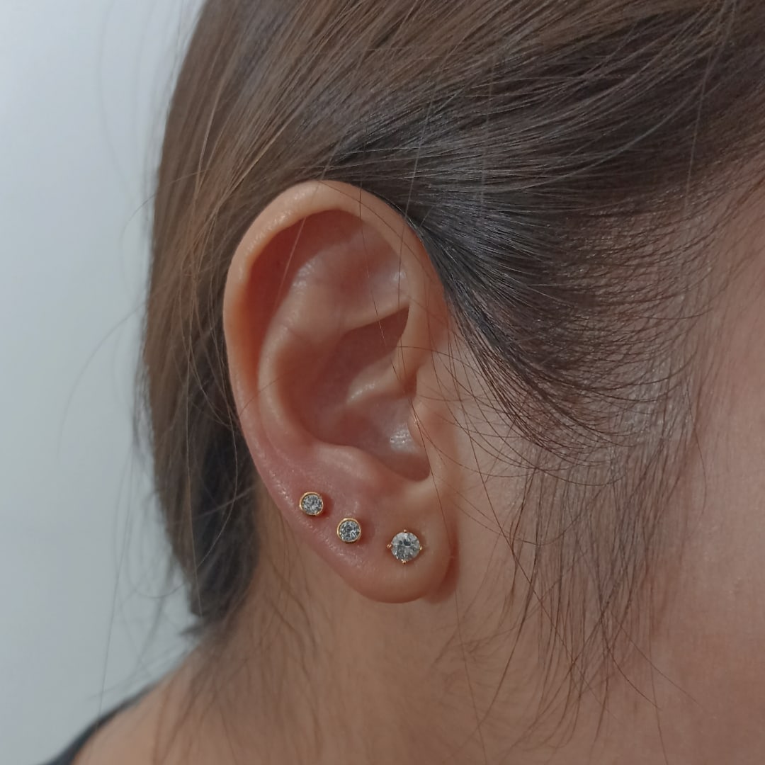 piercinghouse21's tweet photo. Upper Lobe Done ✨
📍Yogyakarta
Appointment by DM or DM ig piercinghouse.jogja

#tindikjogja #tindikpusar #tindiktelinga #tindikhidung #tindiklidah #piercinghomeservice #piercingaddict #piercingjogja #piercingjewelry #jogjahits #jogjapiercing #yogyakarta #yogyakartahits https://t.co/OHO53L8Bxa