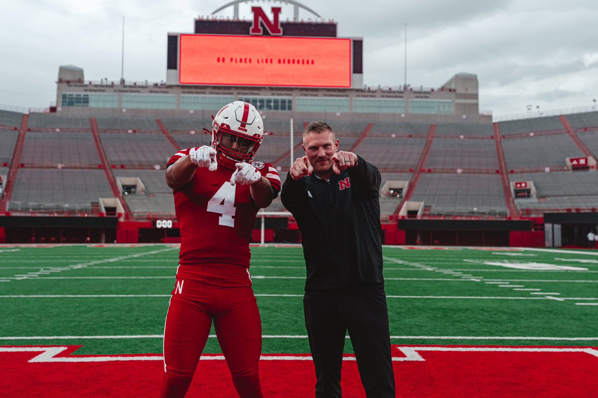 HuskerBites tweet picture