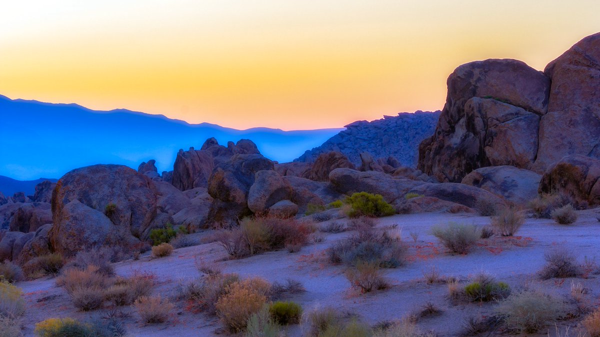 Forever Blue

From: Alabama Hills
- Edition of 10
- 10 Tezos

#exploremore #bluehour #california