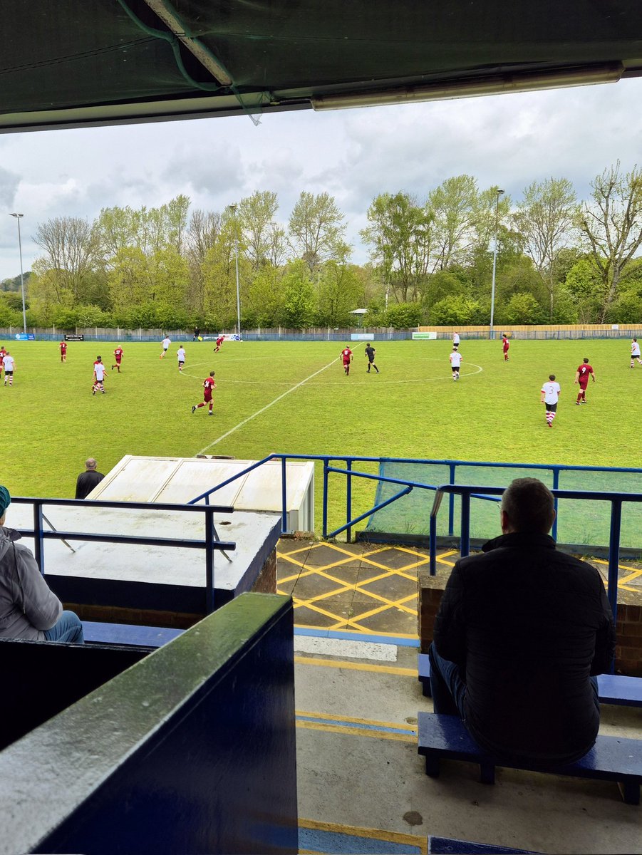 CUP FINAL SUNDAY ⚽️🏆

We had another great day being sponsors of two more Andover & District Sunday League Cup Finals.

Congratulations to Broughton Wolves who were winners of the Junior Cup, and to Tidworth Town who secured the Memorial Cup.

Thank you to the league committee .