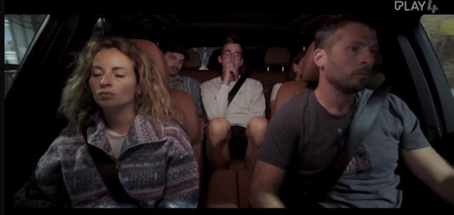 #demol 

Dit is de spanning die je voelt nadat je vader heeft gezegd: "Als er nu nog iemand iets zegt, die kan te voet naar huis."