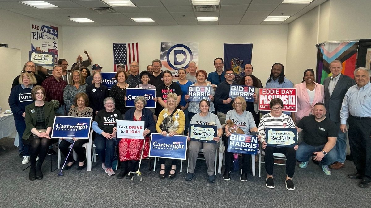 Let’s go Luzerne County! Today, we proudly opened our new office in Wilkes-Barre with @EDP4REP and local leaders. This team is working hard to re-elect @JoeBiden, @Bob_Casey, @CartwrightPA & Democrats down the ballot.