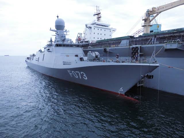 BORDERLANDS AFFAIRS

Equatorial Guinea Navy’s Flagship, WELE NZAS F073

Designed in Ukraine, Built in Bulgaria
- 107 meters
- 2,500 tons

ARMAMENT

2 × 76.2 mm AK-176 guns
2 × 30 mm AK-630M autocannons
2 × 140 mm MS-227 22-barreled rocket launchers