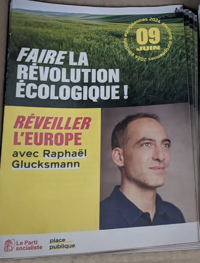 Un week-end militant, pour #ReveillerLEurope avec la liste du <a href="/partisocialiste/">Parti socialiste</a> et de <a href="/placepublique_/">Place publique 🟡</a> portée par <a href="/rglucks1/">Raphael Glucksmann</a>. 
<a href="/fedeps93/">Fédération PS 93</a> 
<a href="/PSStOuen93/">Parti Socialiste de Saint-Ouen</a>