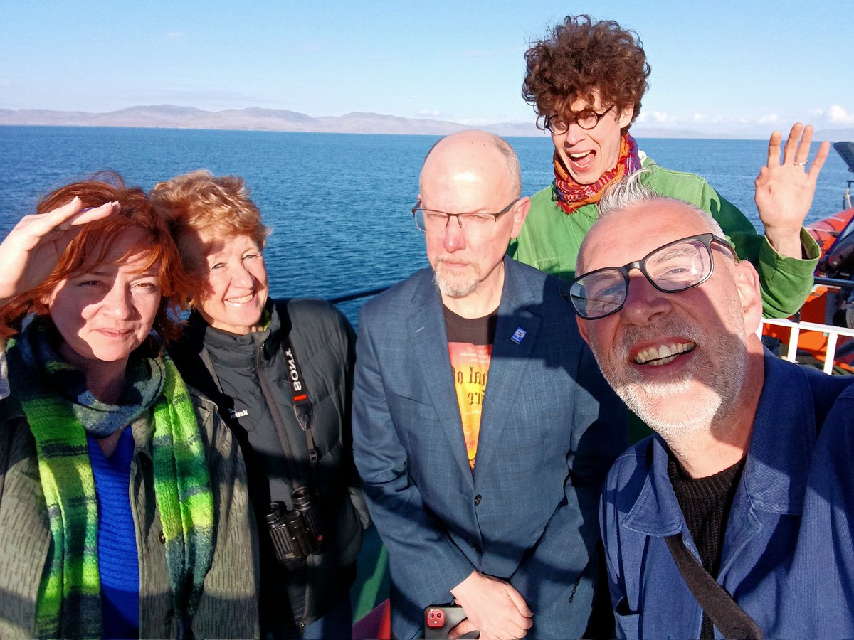 Happy writers heading home from a brilliant weekend at @ColonsayBookFes Big thanks to all! With Eimear McBride, @pollypullar1, @davidbishop, @ScribePedersen & myself