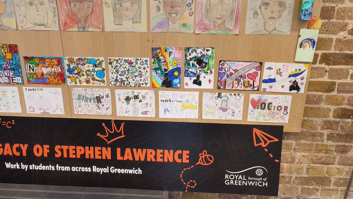 Discovery_Y4's tweet photo. ๐ค๐งก Stephen Lawrence Gallery๐งก๐ค
A huge achievement ๐ for our amazingly creative ๐จ and talented Discovery ๐ pupils who showcased their stunning ๐ artwork ๐ผ๏ธ in memory of Stephen Lawrence ๐ชฝ
#Year4 #DPS #Legacy #ForStephen #Proud @sldayfdn @DLawrenceOBE @woolwich_works https://t.co/VyfECb3q8B