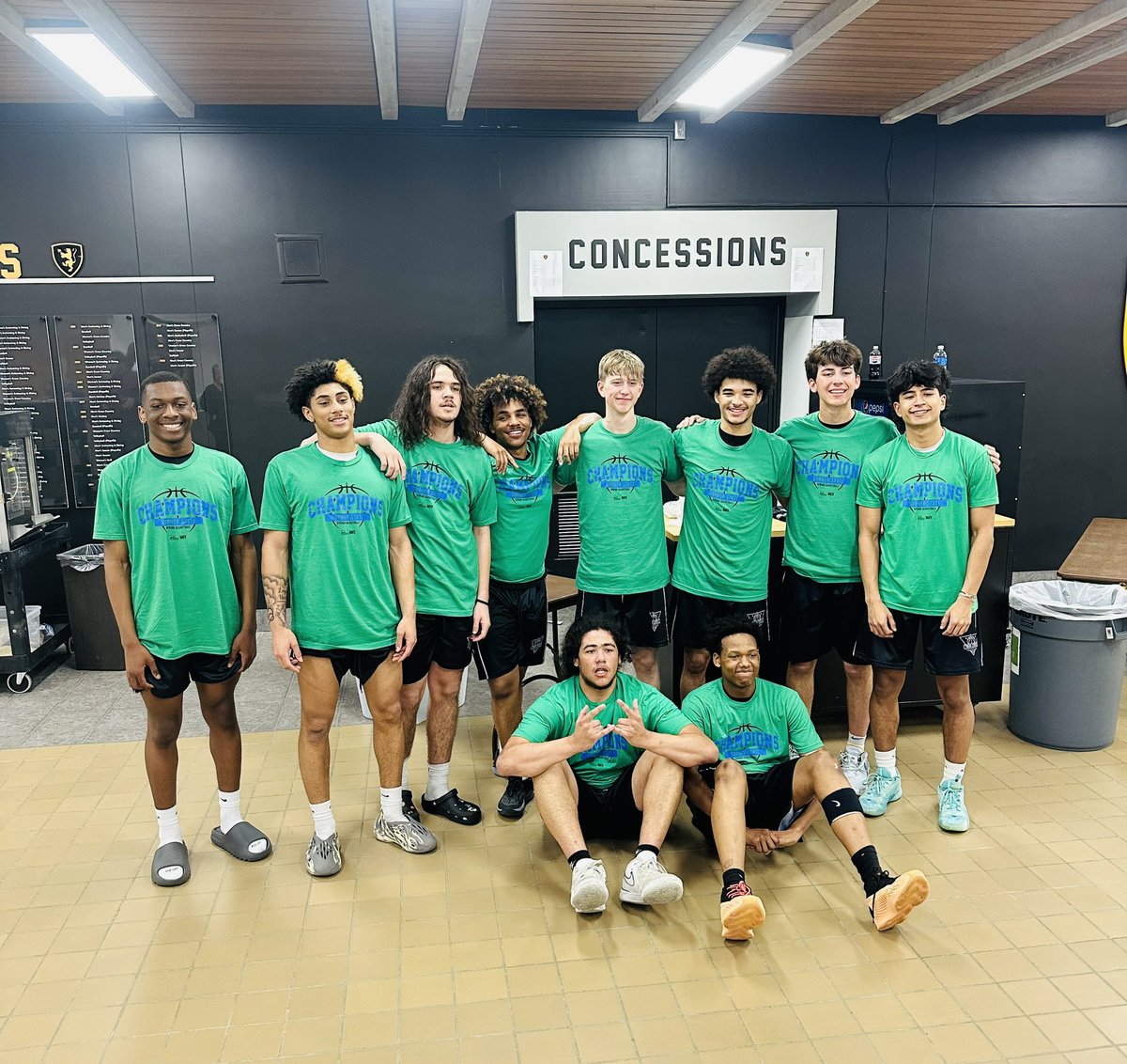 Congrats to our 17U boys on winning 1st place <a href="/StOlaf/">St. Olaf College</a>