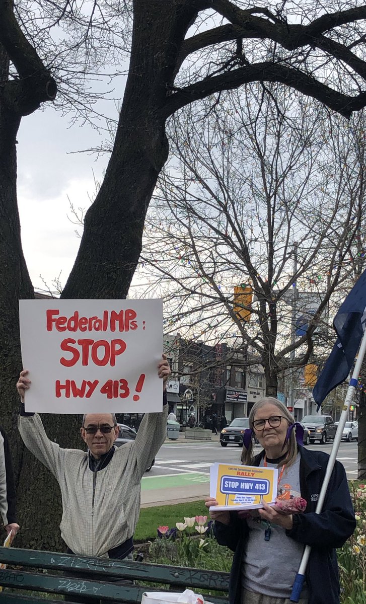 Come rain or shine, we’re urging politicians at all levels to invest in housing, healthcare, education, LTC, #CleanAir… NOT highways that will destroy our precious green space. Thanks to everyone who came out today! #StopHighway413 #MakeBetterChoices #onpoli