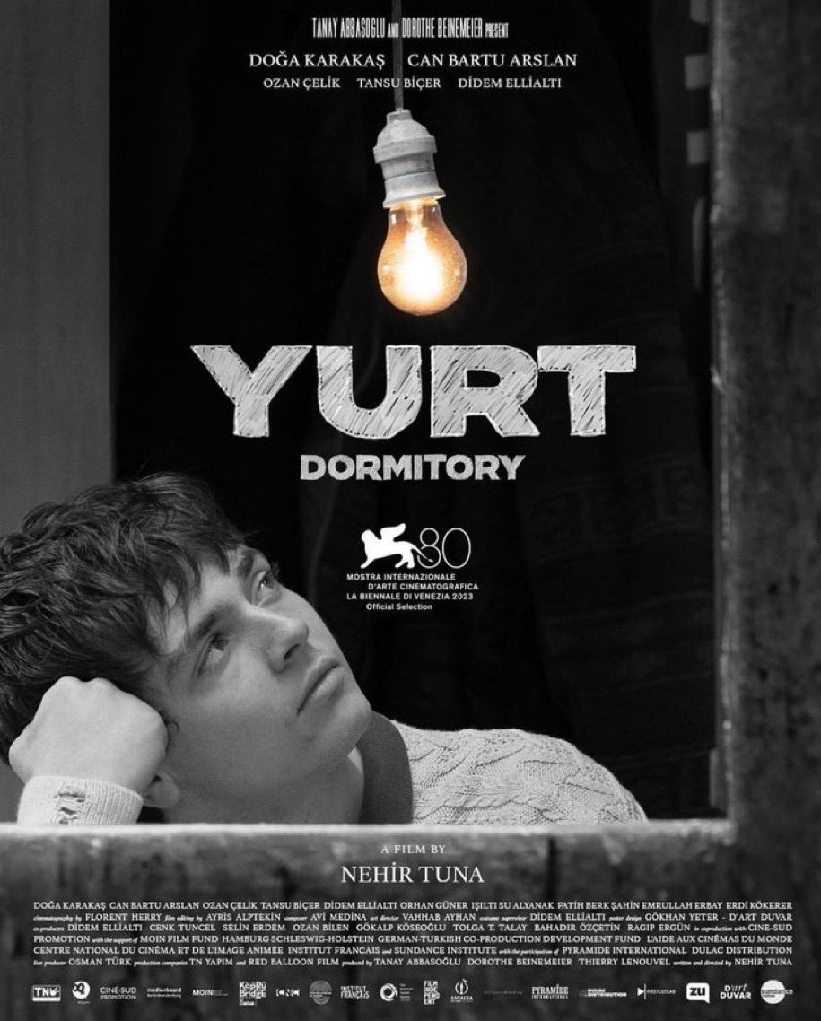 43. İstanbul Film Festivali'nde ‘En İyi Film’ ödülünün sahibi #Yurt oldu.