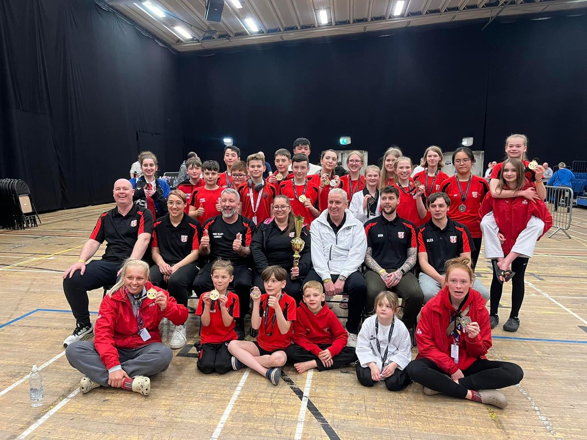 What an amazing day at the Dome Open‼️
Scorpions 1st placed team trophy 🏆 

Results 👇🏻 
Gold medals 🥇 x 13
Silver medals 🥈x 10
Bronze medals 🥉 x 6

Congrats to everyone who competed 👏🏻👏🏻 @BritTaekwondo @GBTaekwondo @GBTKDTalent