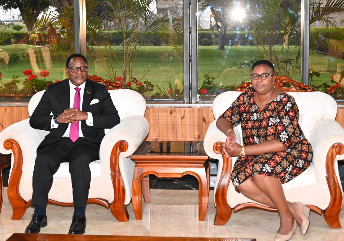 This evening, H.E. Dr. Lazarus Chakwera, @LAZARUSCHAKWERA, President of the Republic of Malawi was received at the Jomo Kenyatta International Airport by @CSAishaJumwa, Cabinet Secretary for Gender, Culture, The Arts and Heritage. The President joins other African Heads of…