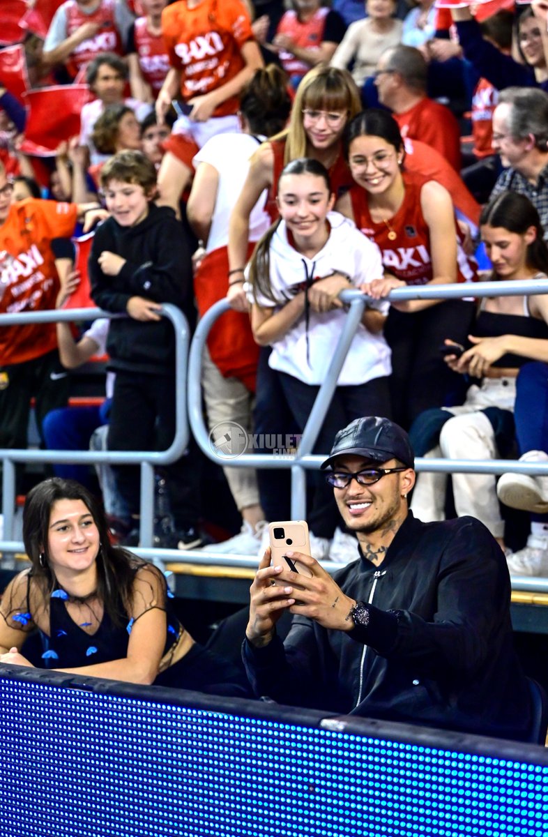 Levantó pasiones @kylekuzma 😍